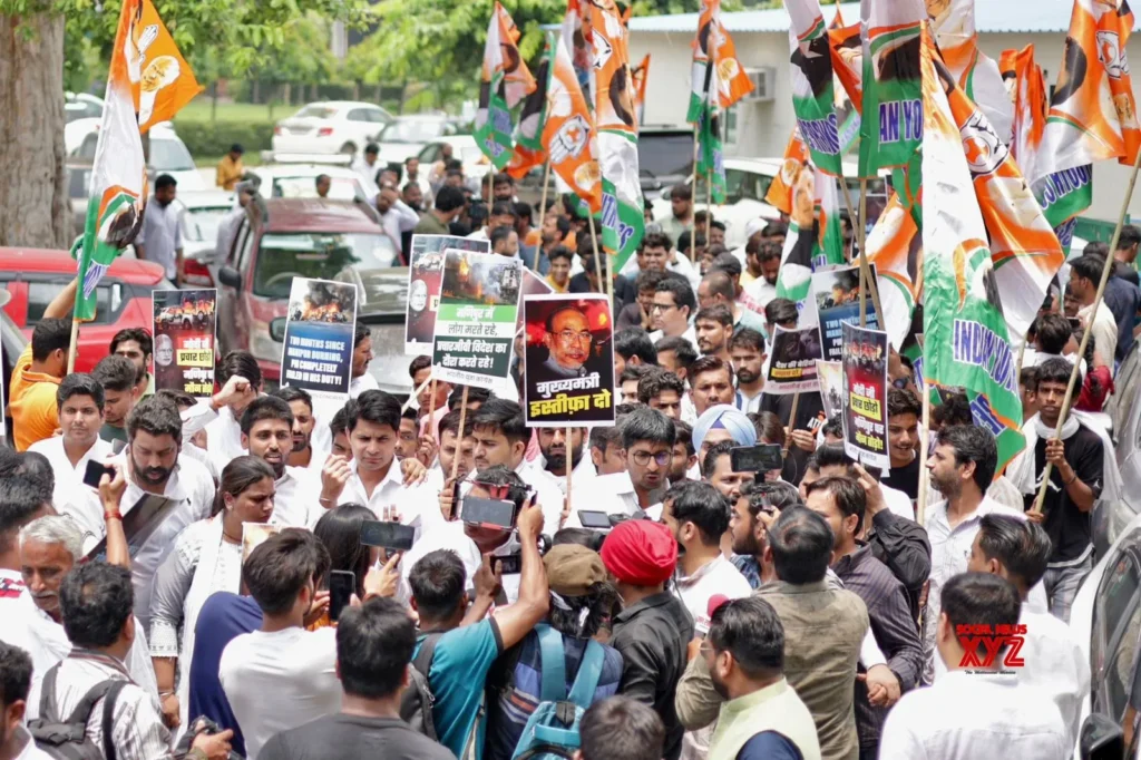 New Delhi: Students Protest Against Congress From Galgothia University Got Trolls